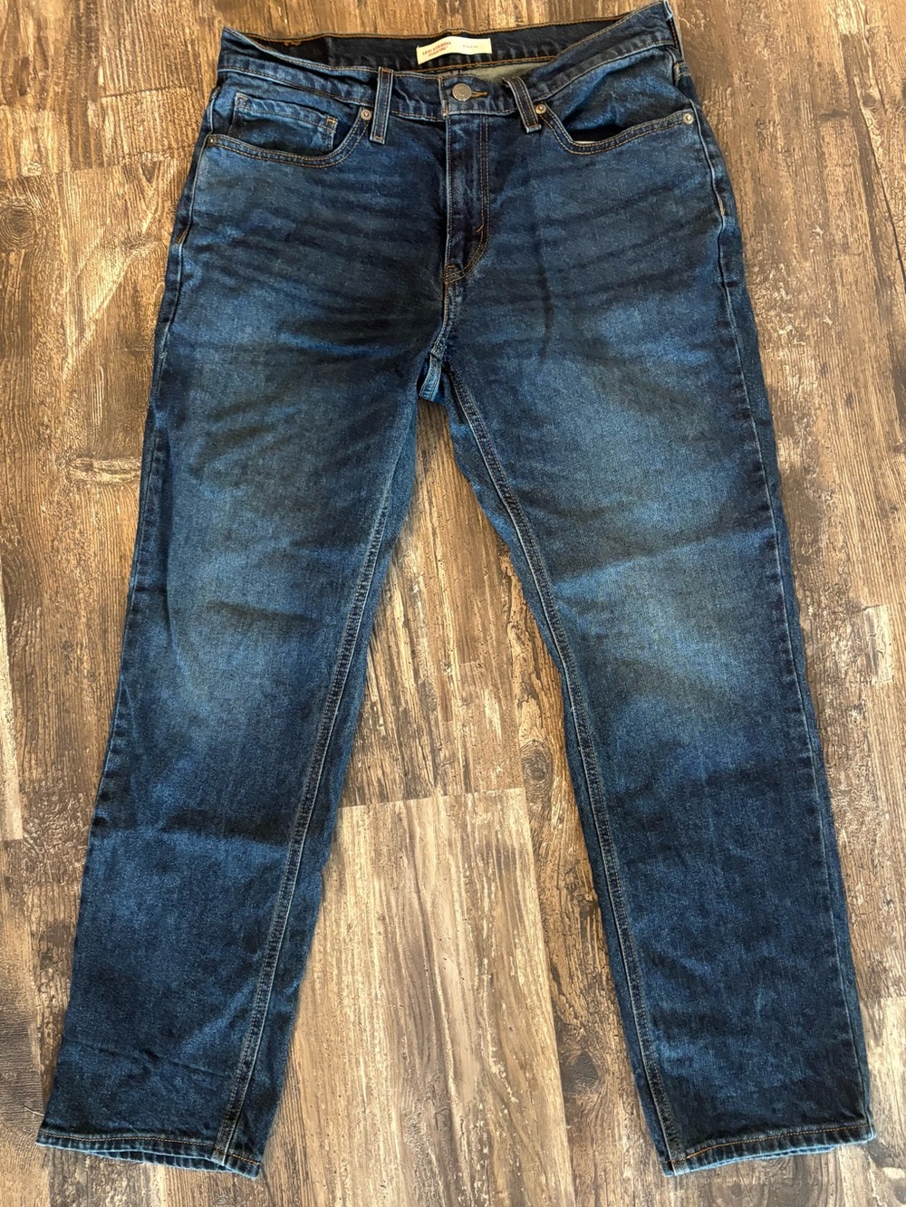 Levi's Men's Indigo Blue Slim Straight Jeans